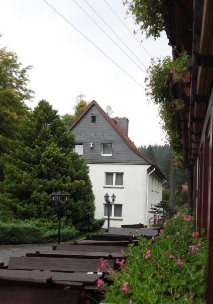 Pension Landhaus Machold Фридрихрода Екстериор снимка